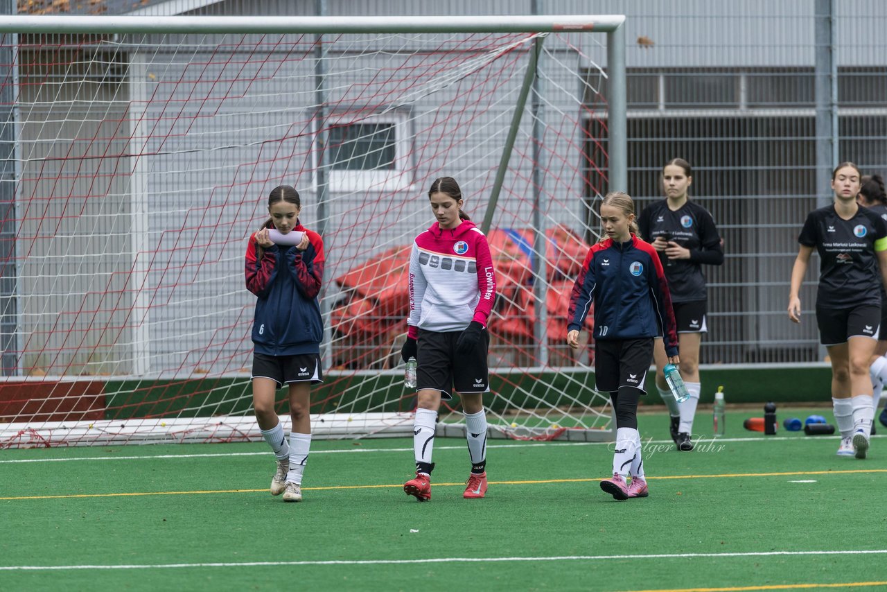 Bild 126 - wCJ VfL Pinneberg - Eimsbuettler TV : Ergebnis: 0:3